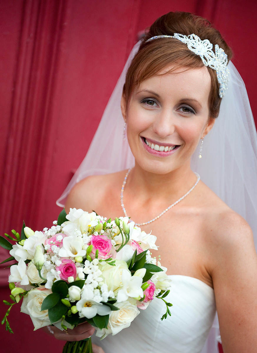 Rhondda-Heritage-park-wedding-photographer-bride-red-doorway
