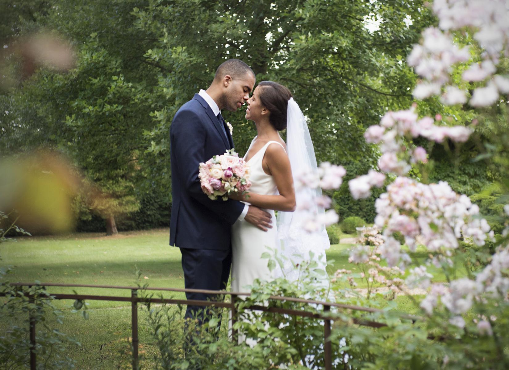 Romantic-wedding-photographer-south-wales-couple-kissing-wedding-reception