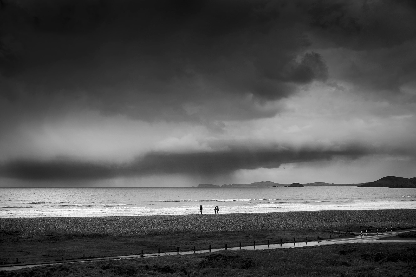 newgale-beach-pembrokeshire-winter-storm